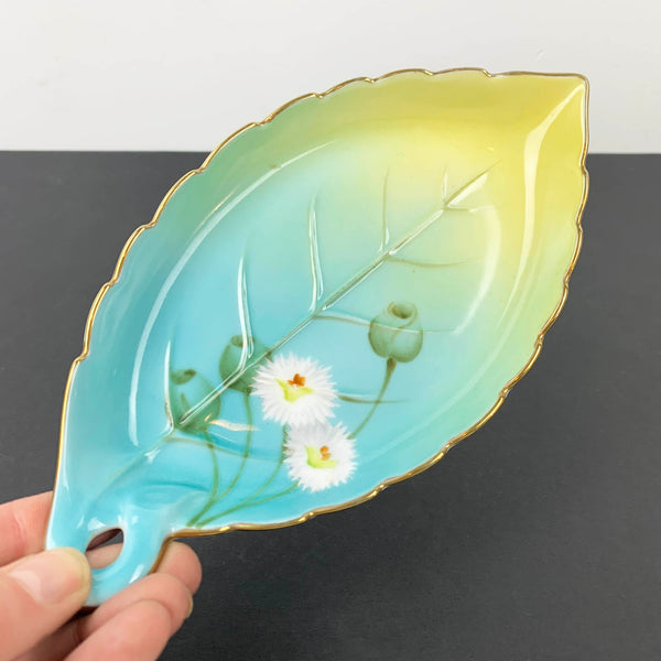 Noritake 1930s Gumnut leaf tray