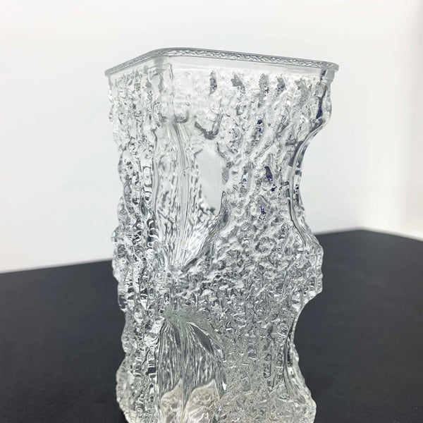 Oberglas 1970's small ice glass vase