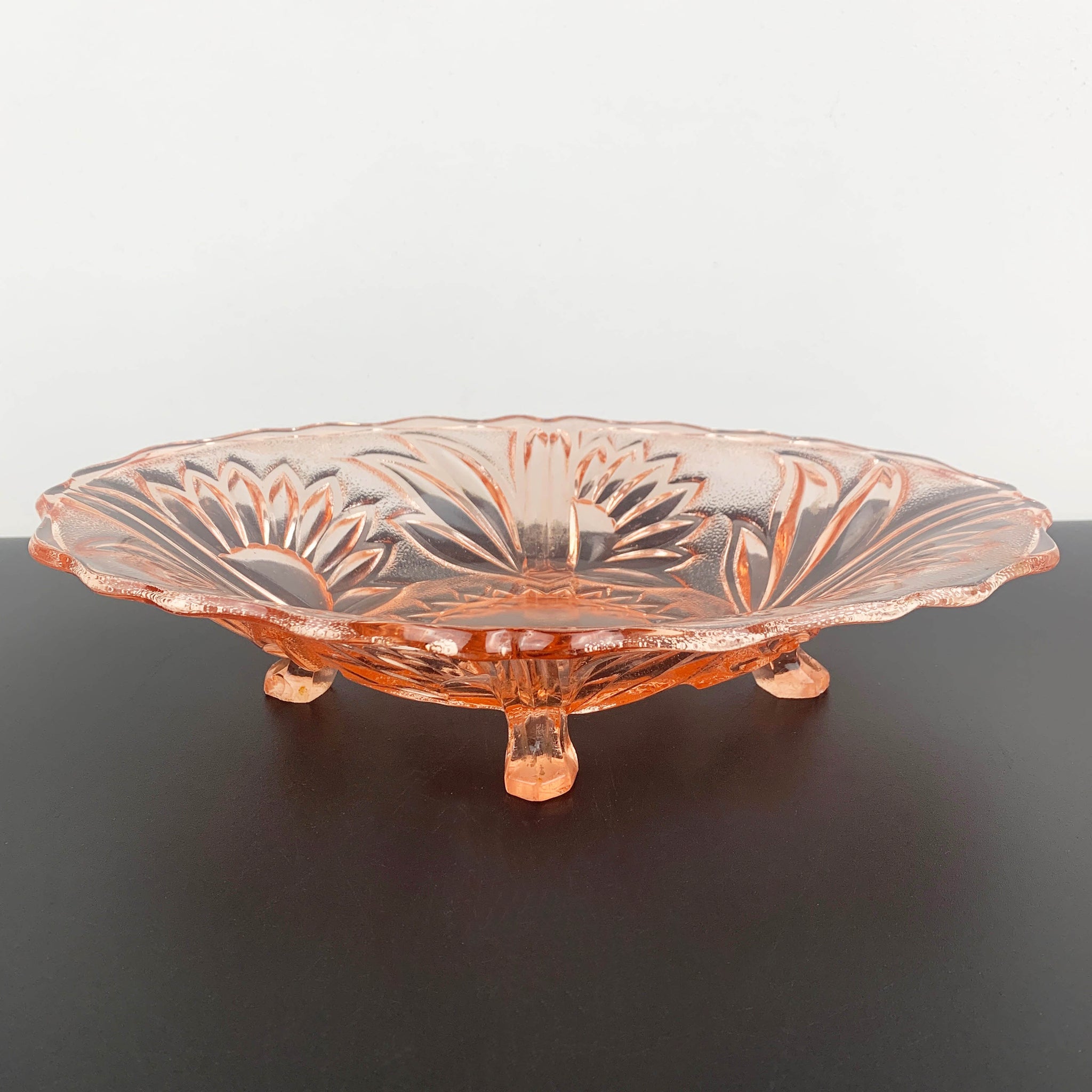 Walther 'Sonnenblume' pink glass footed centrepiece