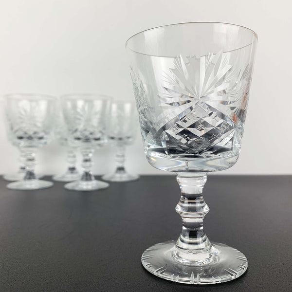 Small crystal stemmed glass with intricate pinwheel pattern - Set of 6