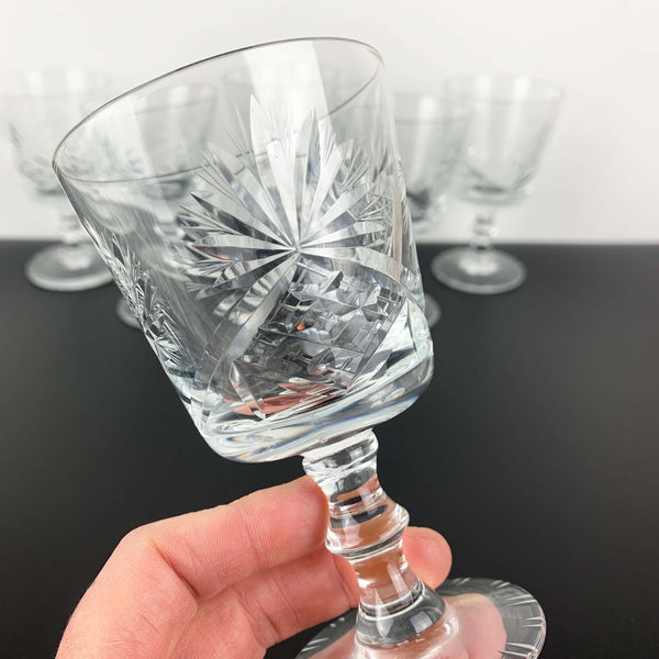 Small crystal stemmed glass with intricate pinwheel pattern - Set of 6