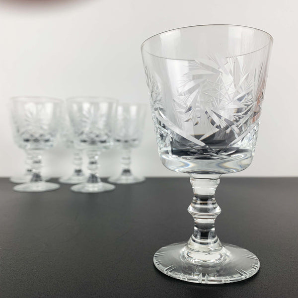 Small crystal stemmed glass with intricate pinwheel pattern - Set of 6