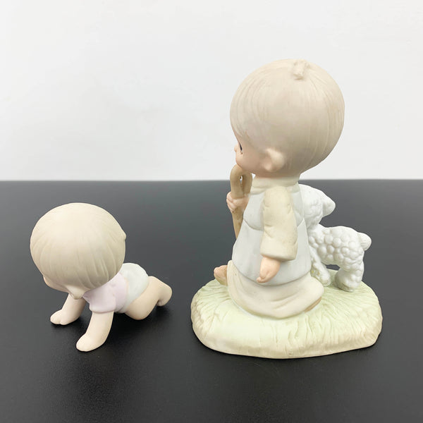 Precious Moments retired figurines - Set of 2