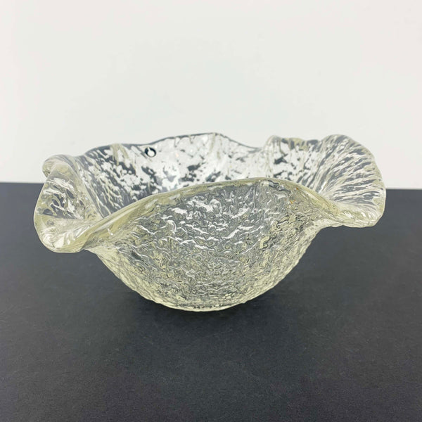 Vintage art glass bowl by Pukeberg Sweden