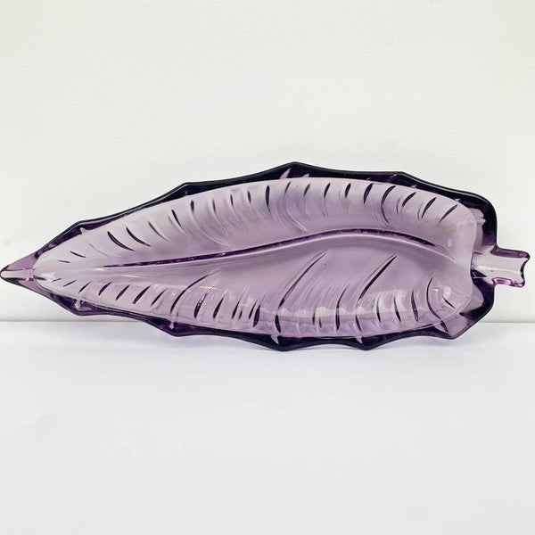 Long leaf shaped dish in purple glass