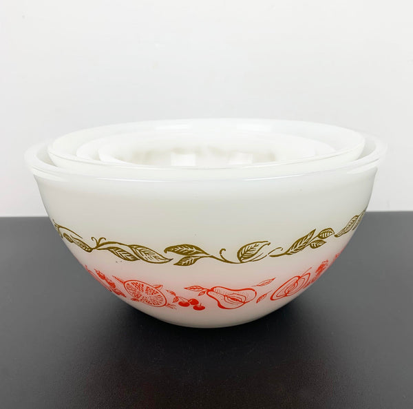 Pyrex (Australia) Fruit Salad mixing bowl set