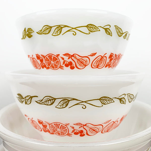 Pyrex (Australia) Fruit Salad mixing bowl set