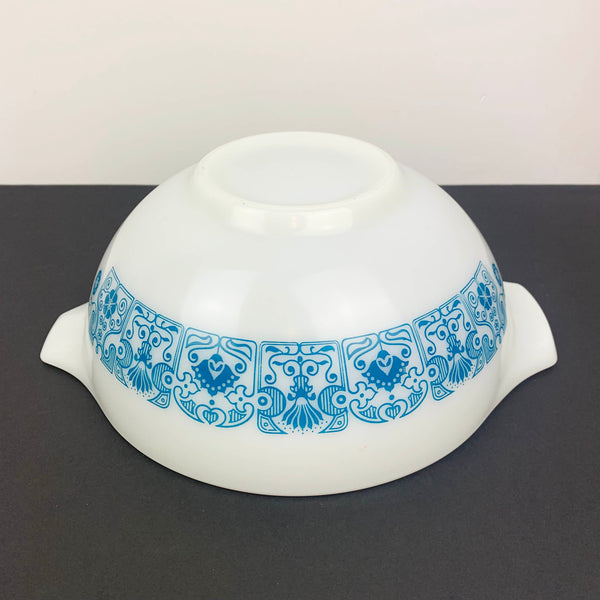 Pyrex (USA) 'Horizon Blue' Cinderella Mixing Bowl 443 upside down