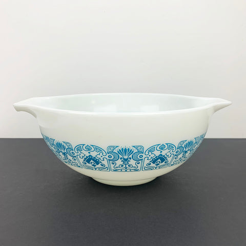 Pyrex (USA) 'Horizon Blue' Cinderella Mixing Bowl 443