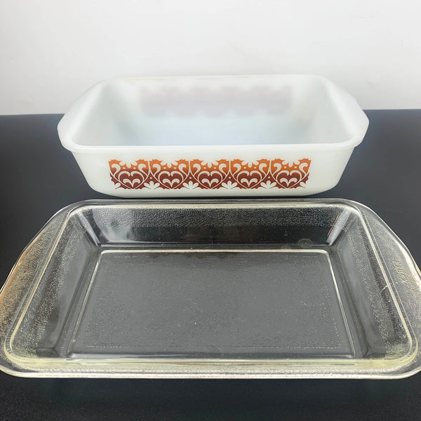 Pyrex (Australia) Island Dreaming lidded casserole