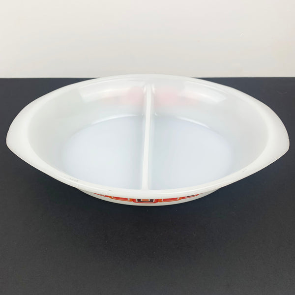 Pyrex (Australia) Moderne Oval Divided Vegetable Dish