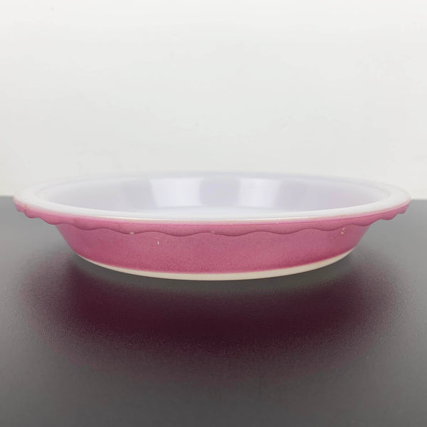 Pyrex (Australia) 9" pie baking plate in Plum