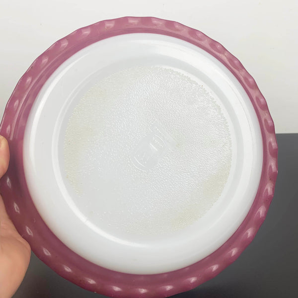 Pyrex (Australia) 9" pie baking plate in Plum