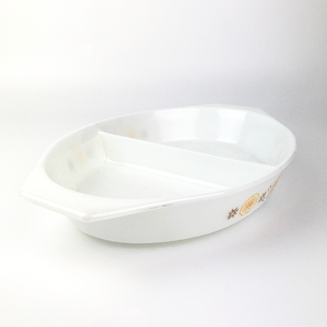 Pyrex (USA) Town and Country Divided Oven Dish