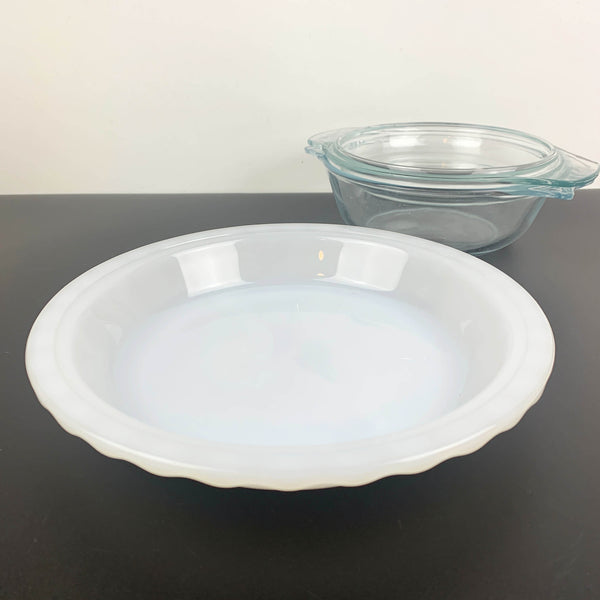 Pyrex (Australia) White Pie Plate & Small Lidded Baker Set (USA)