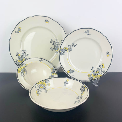 Royal Doulton 'Carnival' 1930's dinnerware sets