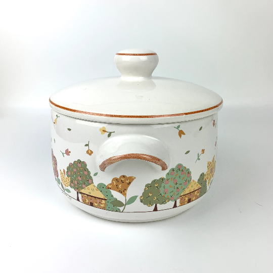 Sanyei 'Calico Village' by David Devir lidded casserole dish handles