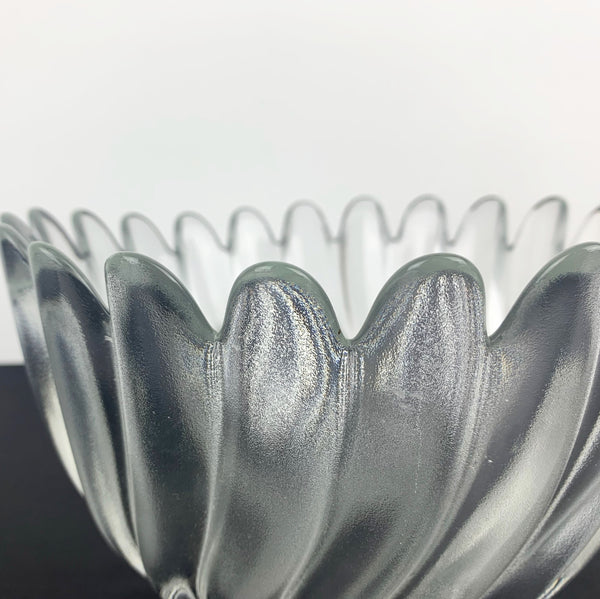 Close up detail of Studio Nova (Mikasa) Solaris Bowl