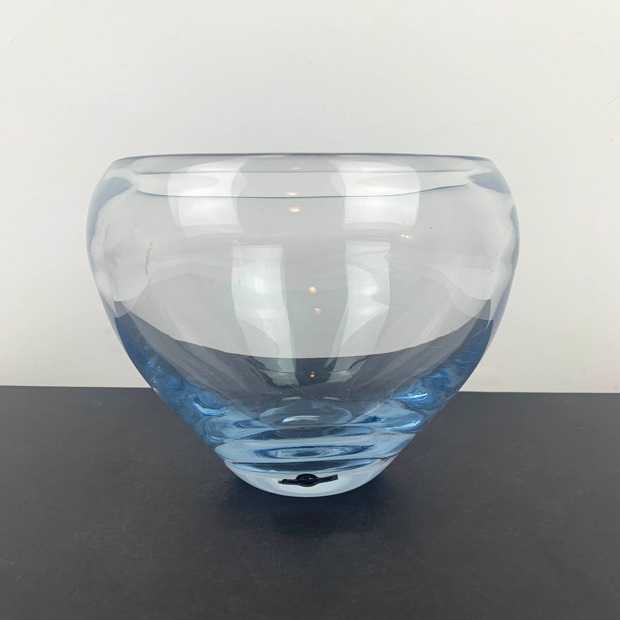 Mid century Strombergshyttan Sweden blue art glass bowl