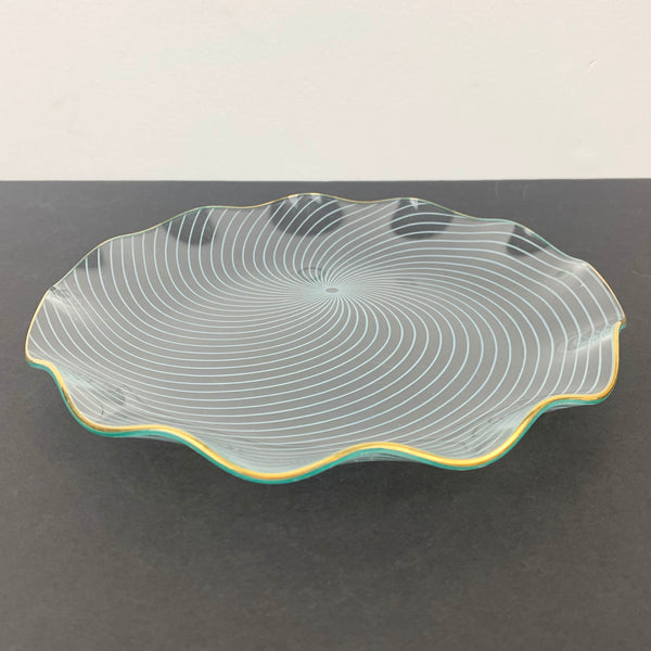 Chance Bros. 'Swirl' 1950's wave edge plate