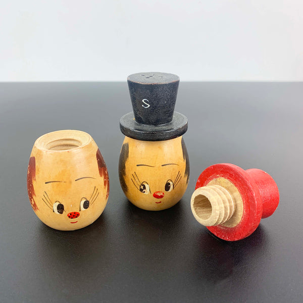 Character heads with top hat retro salt and pepper shakers