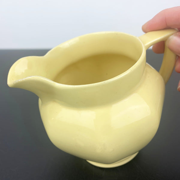 Barker Brothers Tudor Ware 'Primrosa' yellow gravy and sauce jug