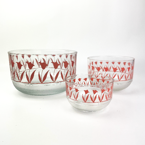 Flower nesting glass bowls