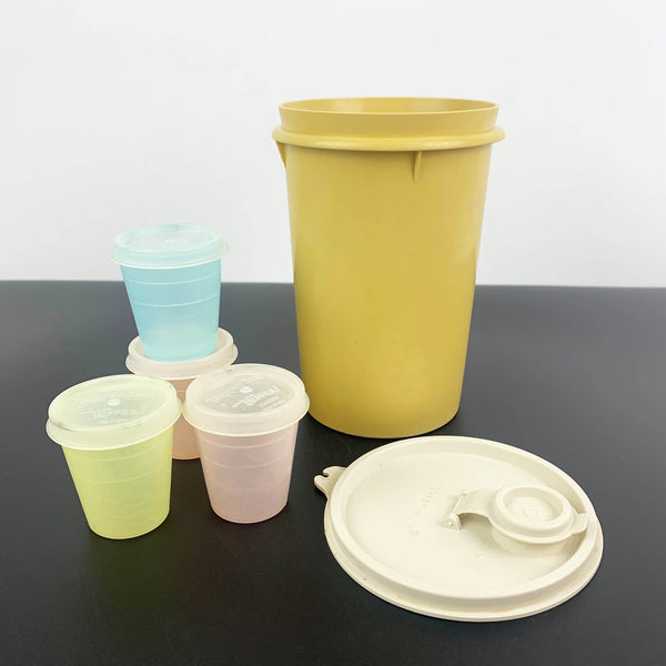 Mid century Tupperware containers - Set of 5