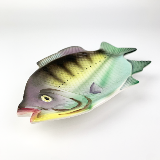 Ucagdo Japan collectible fish plate