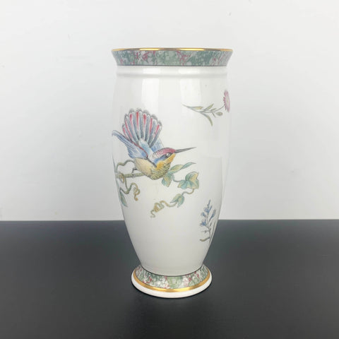 Wedgwood 'Humming Birds' decorative vase