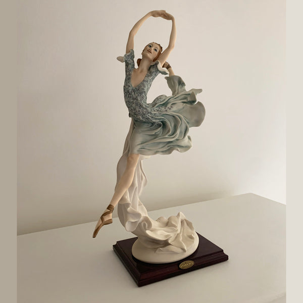 Guiseppe Armani Rare Figurine Grand Jete Flying Ballerina 503P