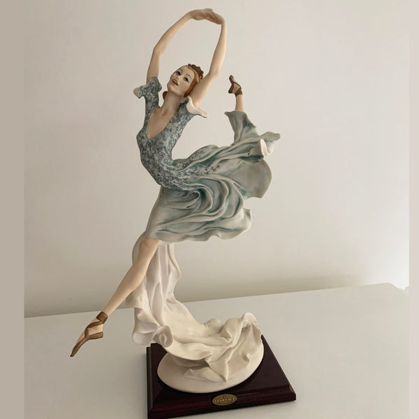 Guiseppe Armani Rare Figurine Grand Jete Flying Ballerina 503P