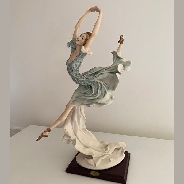 Guiseppe Armani Rare Figurine Grand Jete Flying Ballerina 503P